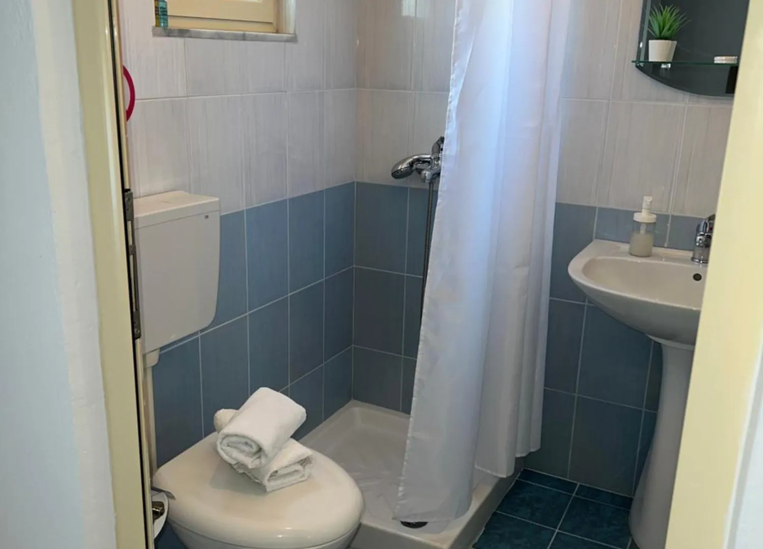 Guest house Helios Rooms Sarande