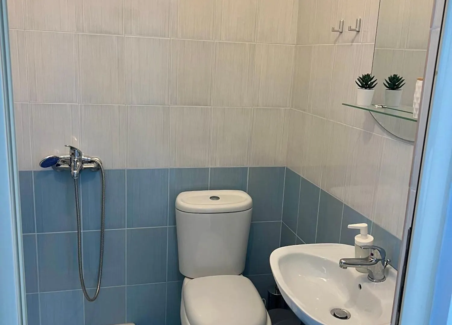 Guest house Helios Rooms Sarande