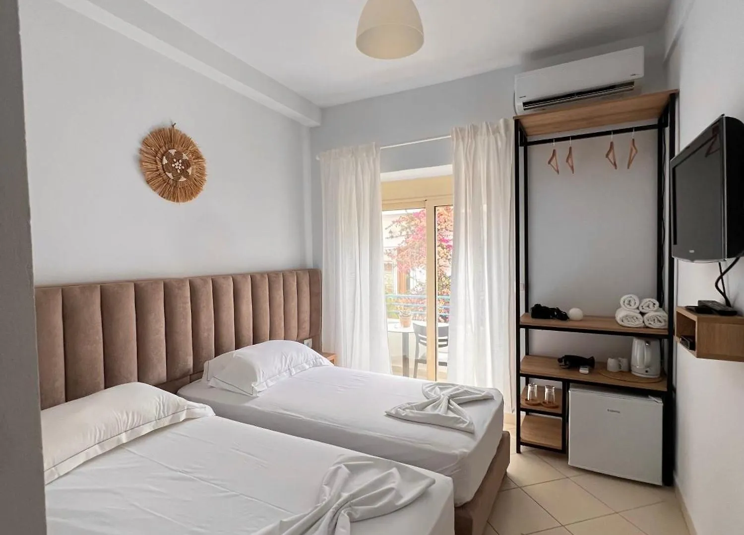 Helios Rooms Sarande